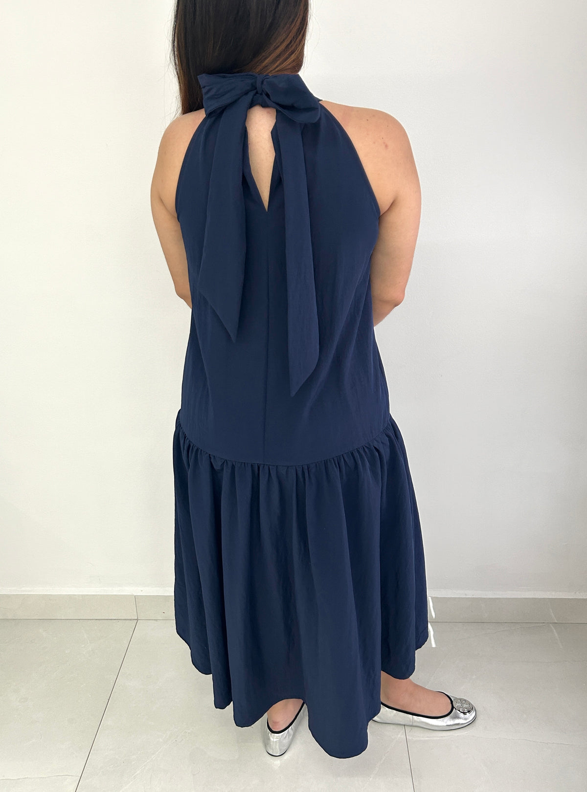 Noah Navy Halter Bow Midi Dress – view 5