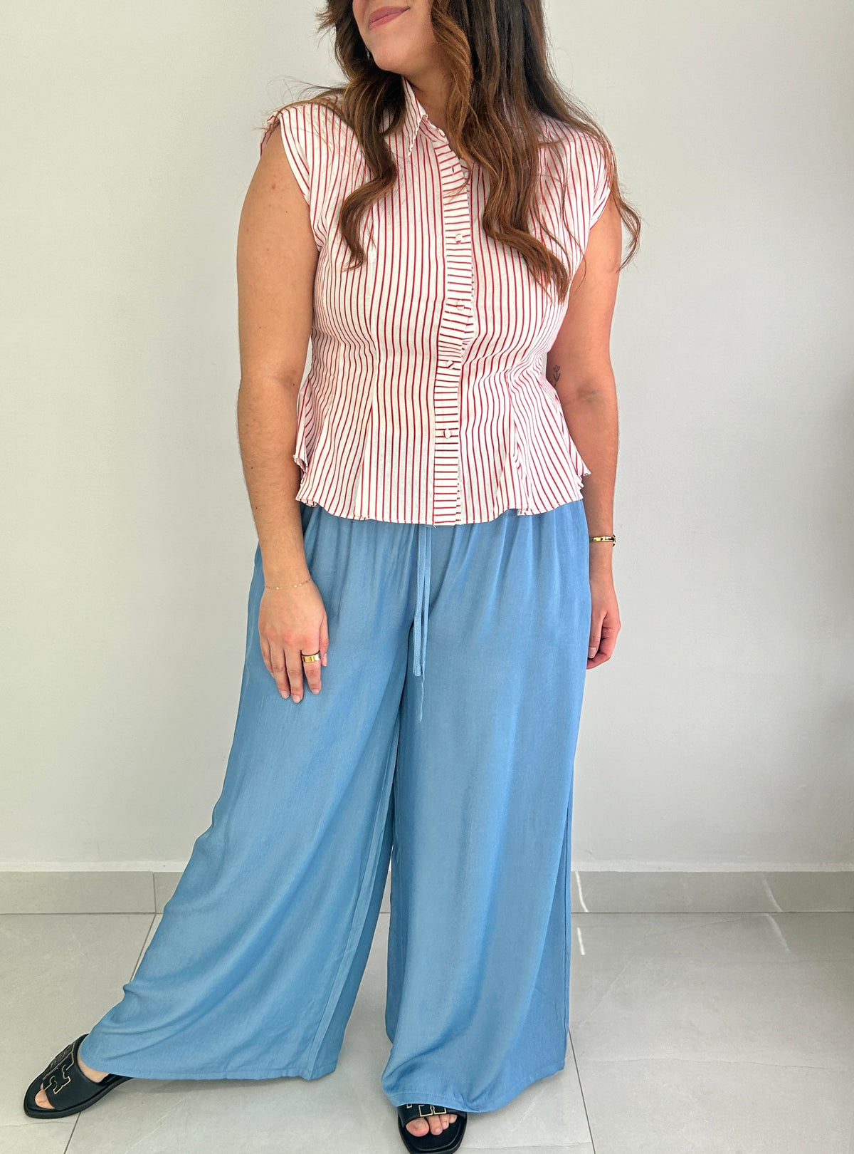 Linda Wide Leg Pants - Light Blue – view 5