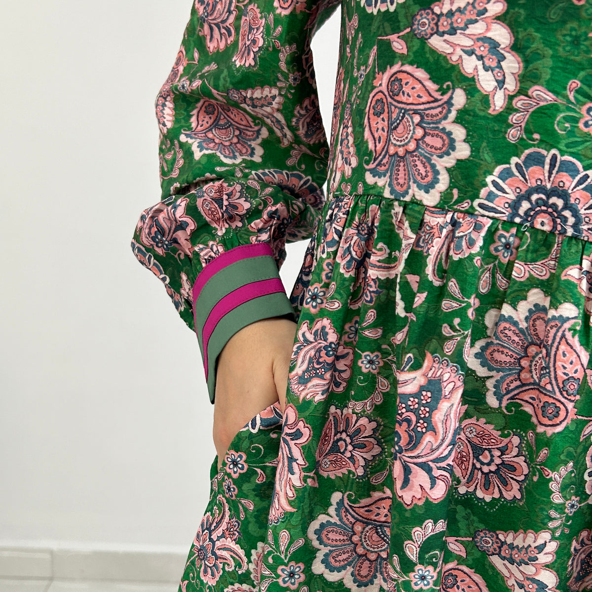 Alena Midi Dress - Green ā view 9