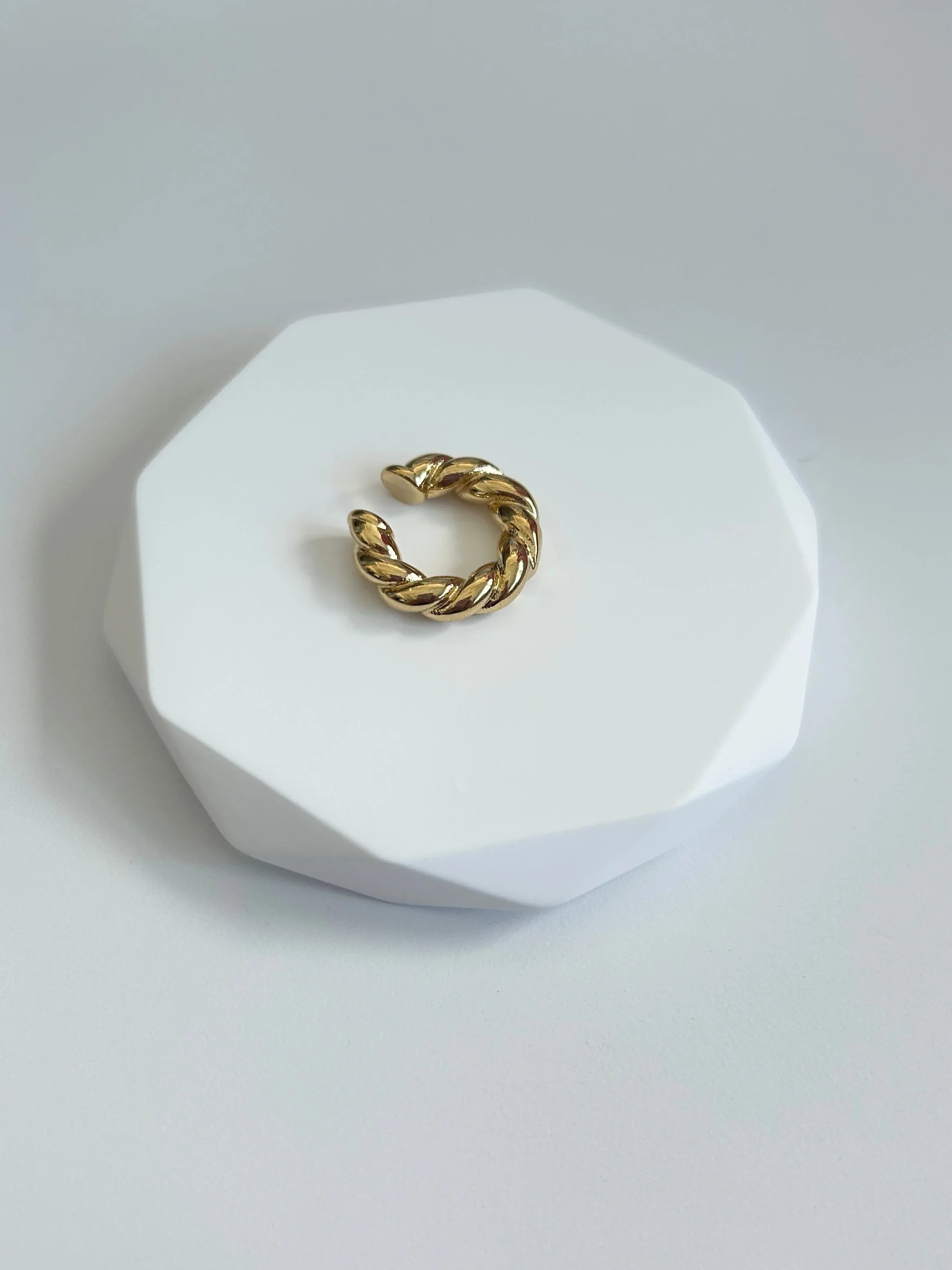 Ava Ear Cuff - Cuevas Closet -