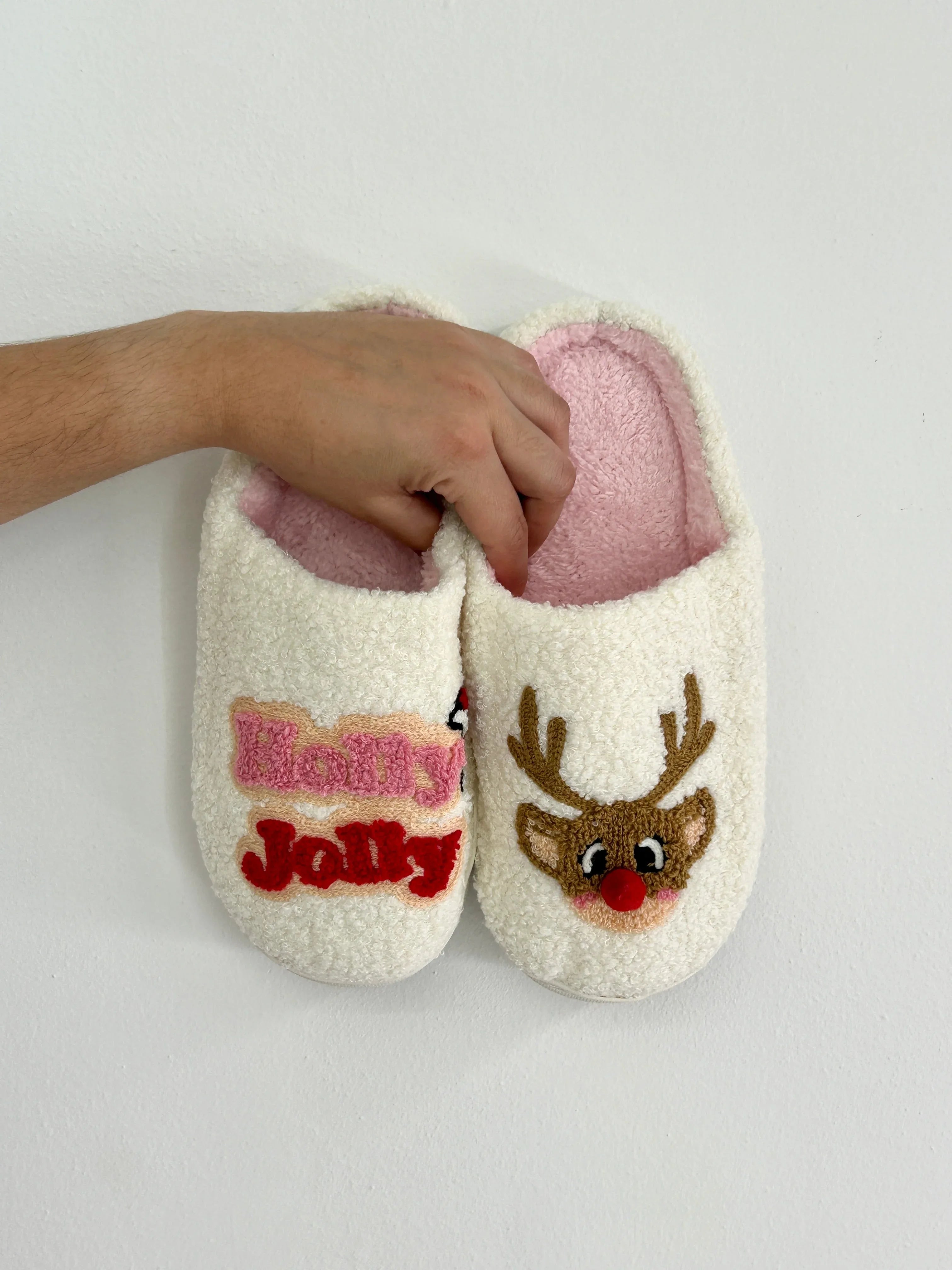 Christmas Slippers - Cuevas Closet - Accessories
