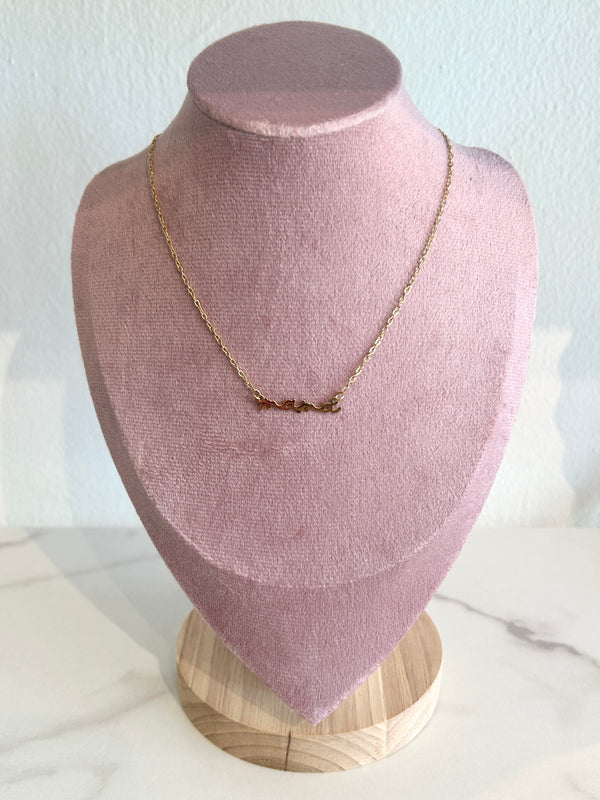 Mama Necklace