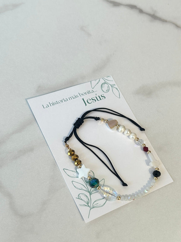 La Historia de Jesus - Cuevas Closet - Jewelry