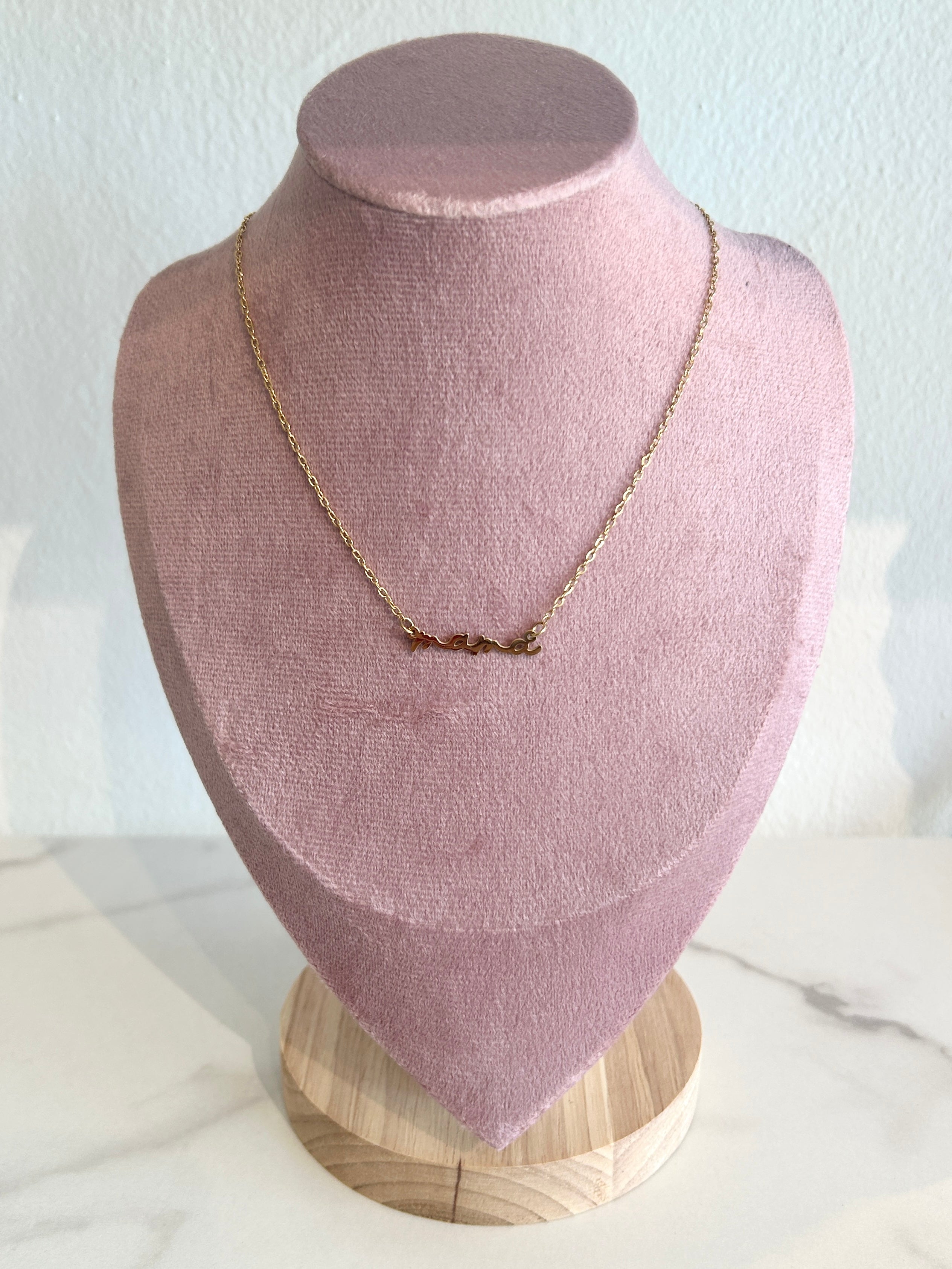 Mama Necklace - Cuevas Closet - Jewelry
