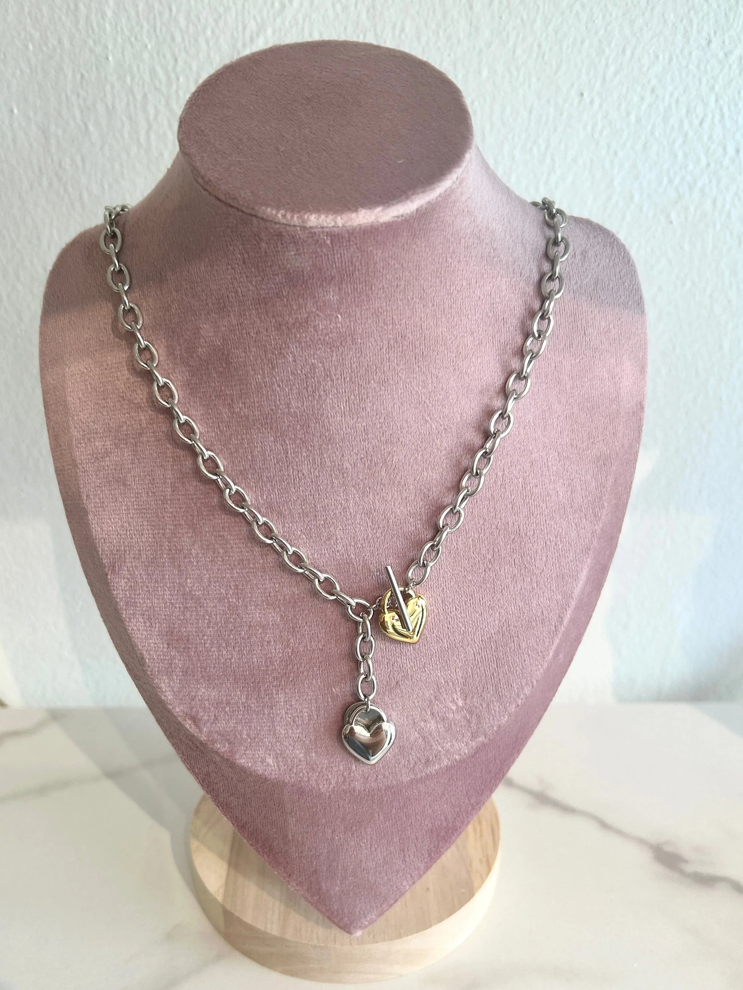 Solamor Necklace - Cuevas Closet - 