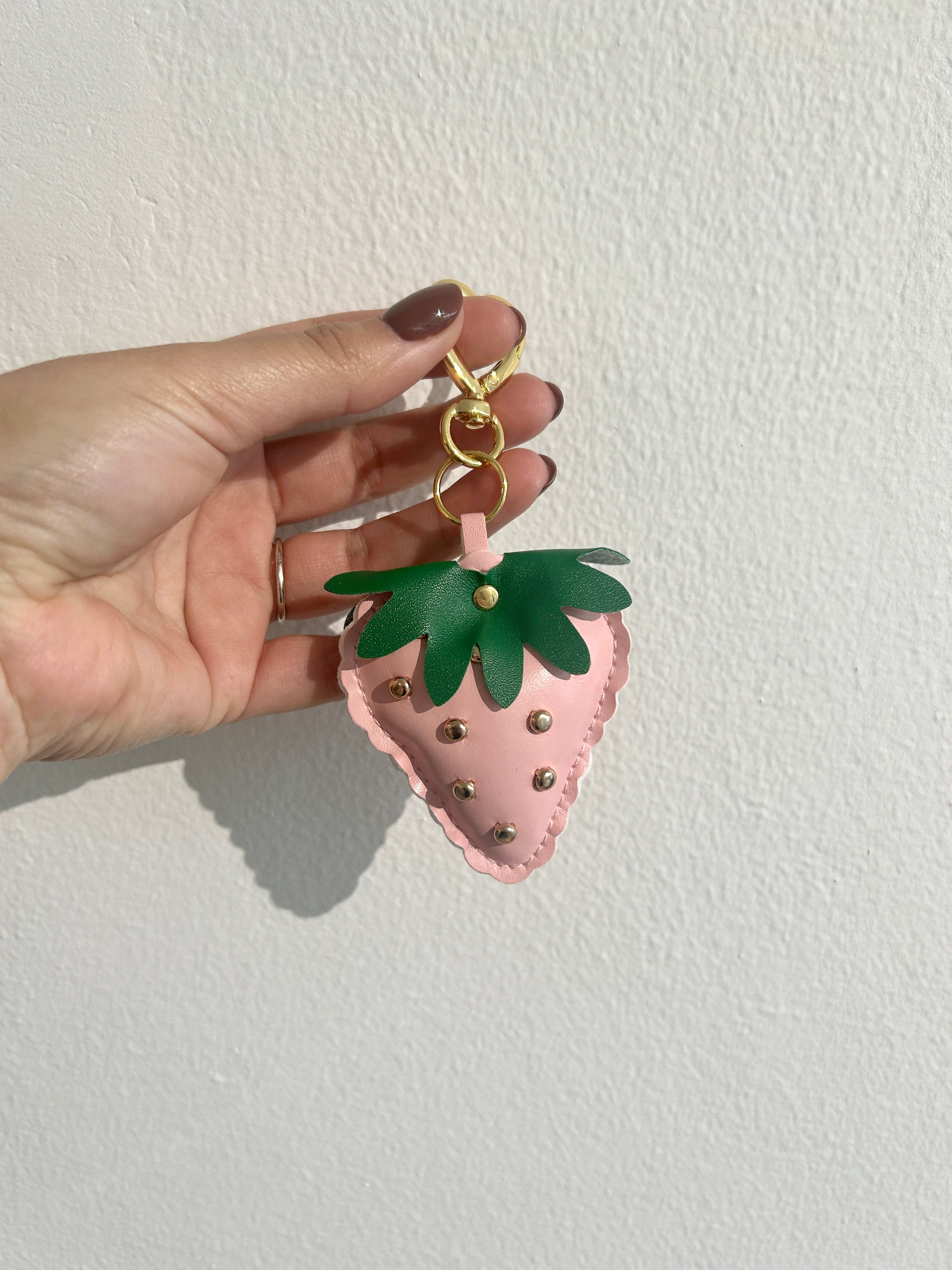 Strawberry Lover Bag Charm - Cuevas Closet - 